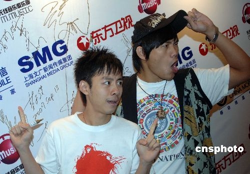 “后舍男生”代言衛(wèi)生巾 喊出“干爽好心情”
